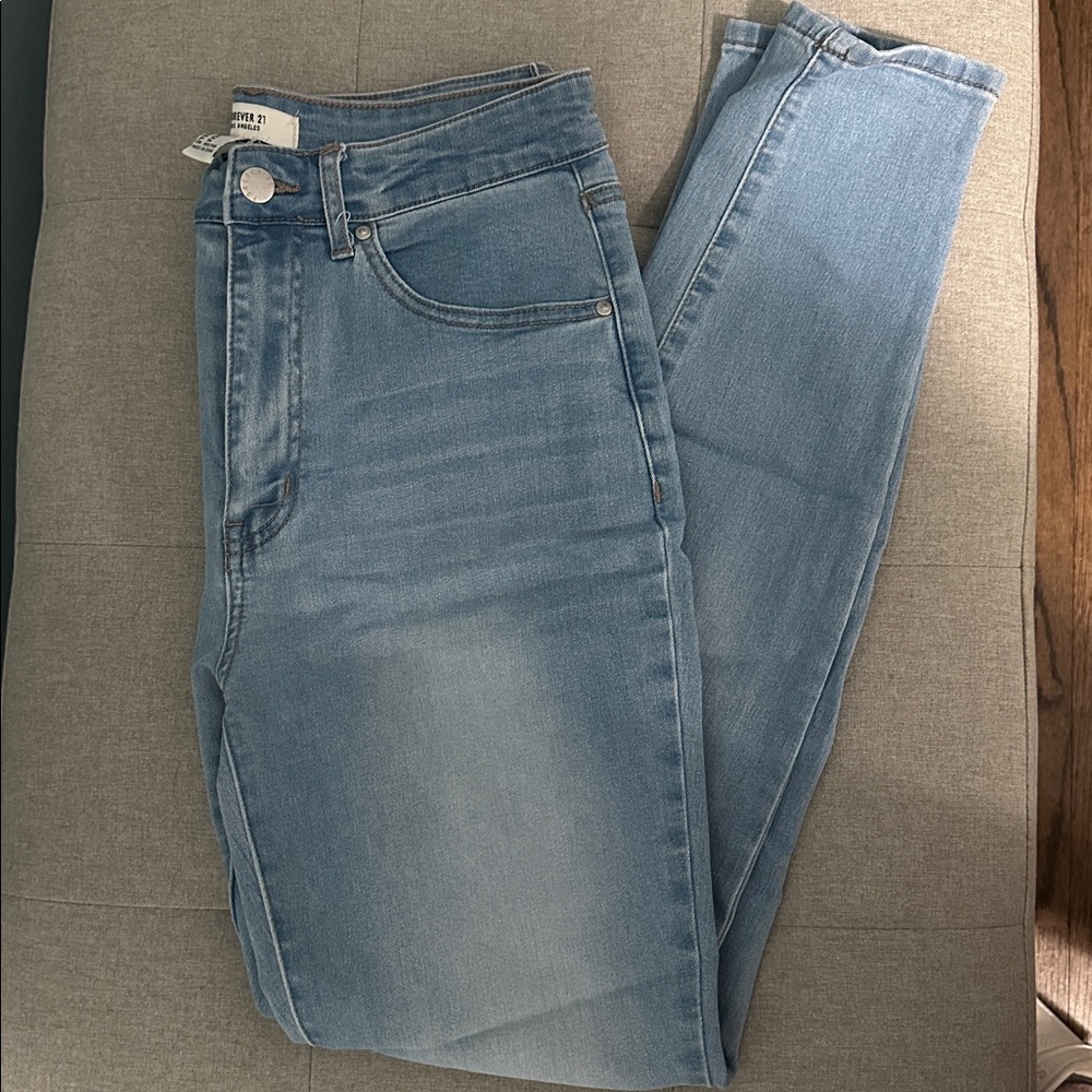Forever 21 Women’s High rise Skinny Jeans
